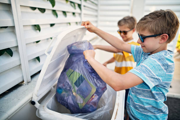 Best Basement Cleanout Services  in Thornville, OH